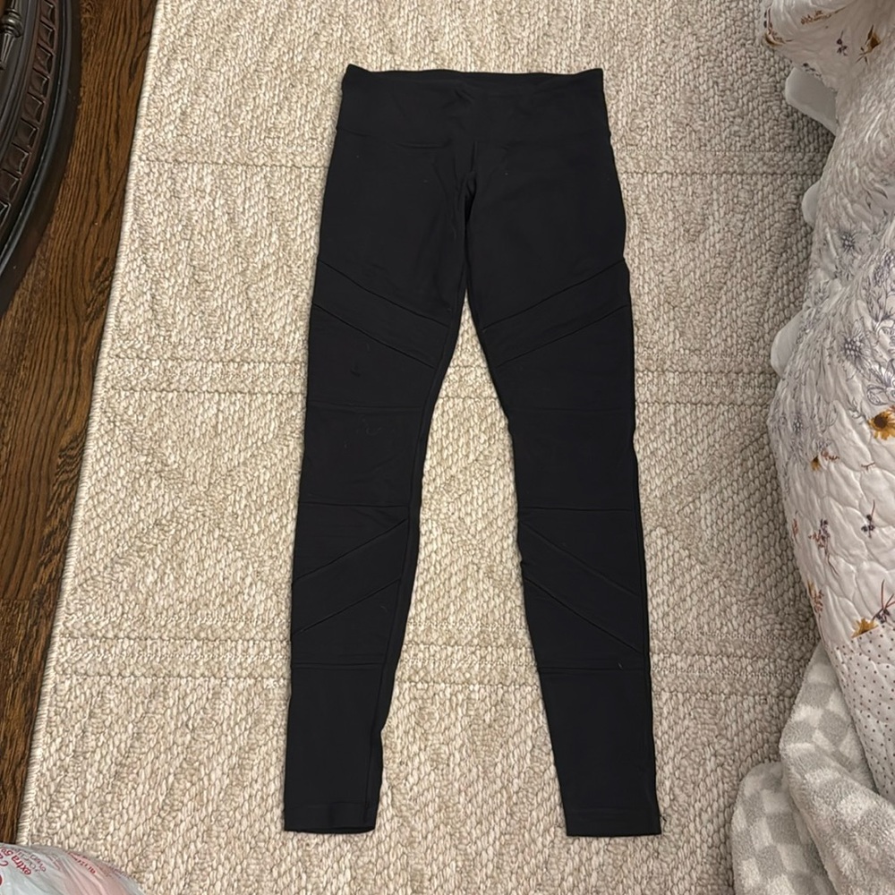 Lululemon rocket tight 6 black